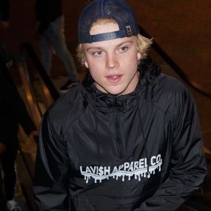 Meet your Posher, Christian